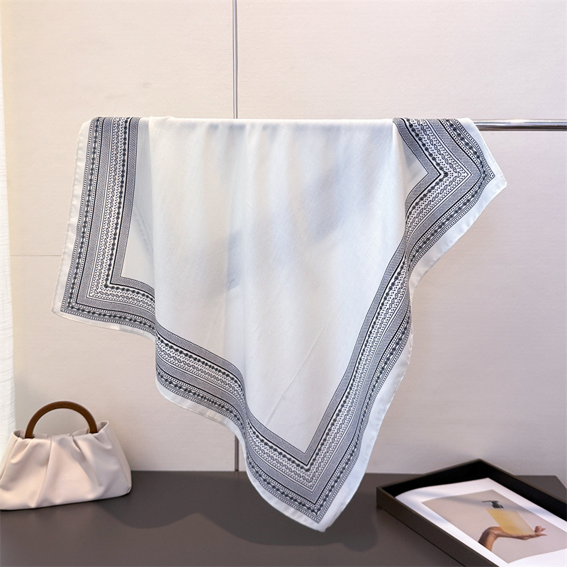 Luksusowa chusta damska w jedn – Bandana Cotton recenzja i cena